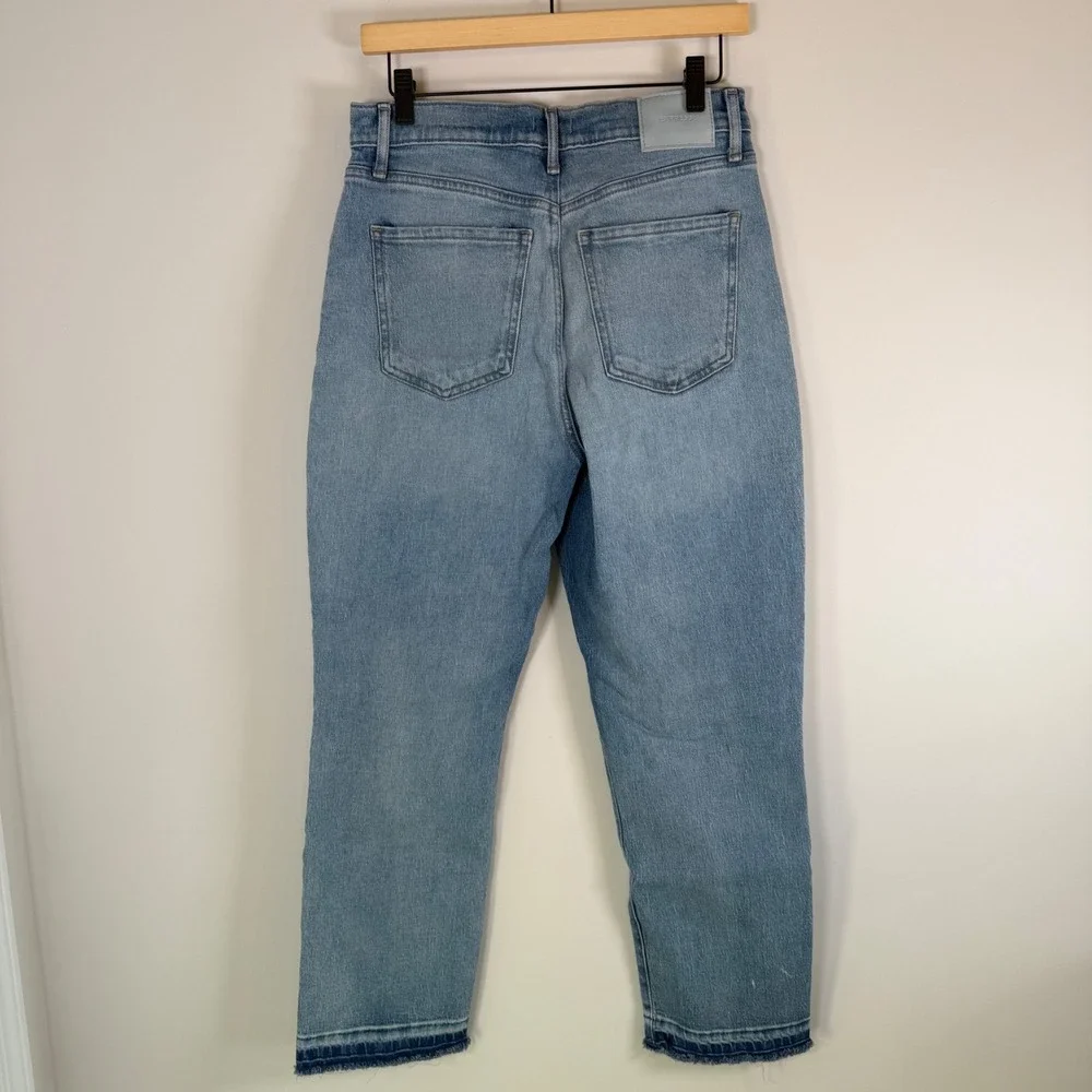 Express Straight Ankle High Rise Raw Hem Ripped Light Wash Denim Blue Jeans‎ 8R